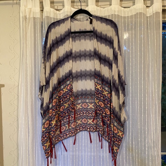 Beach Kimono - Picture 1 of 2